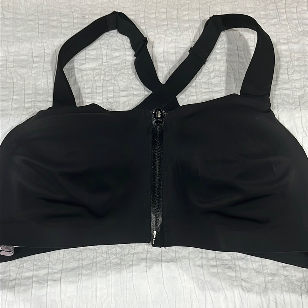 Victoria’s Secret bra sports bra 34DD Black Zipper Front Sports Bra